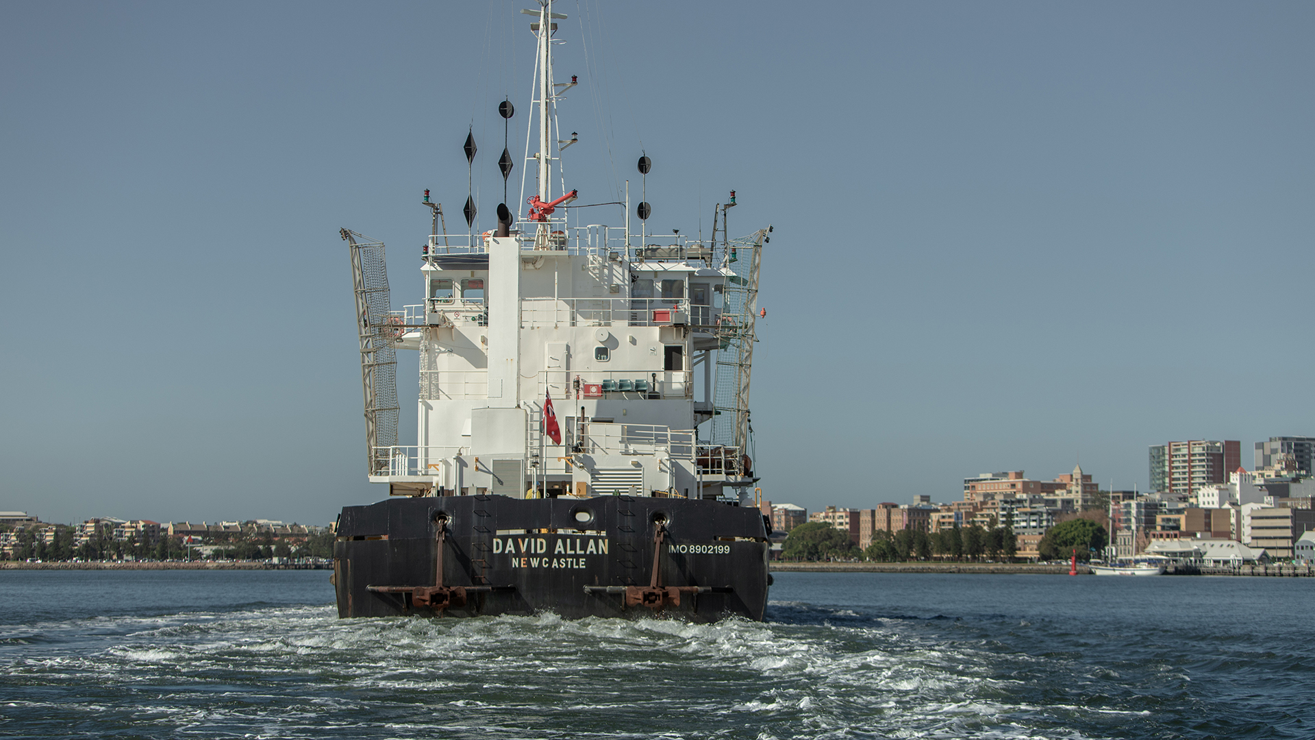 working-at-the-port-port-of-newcastle